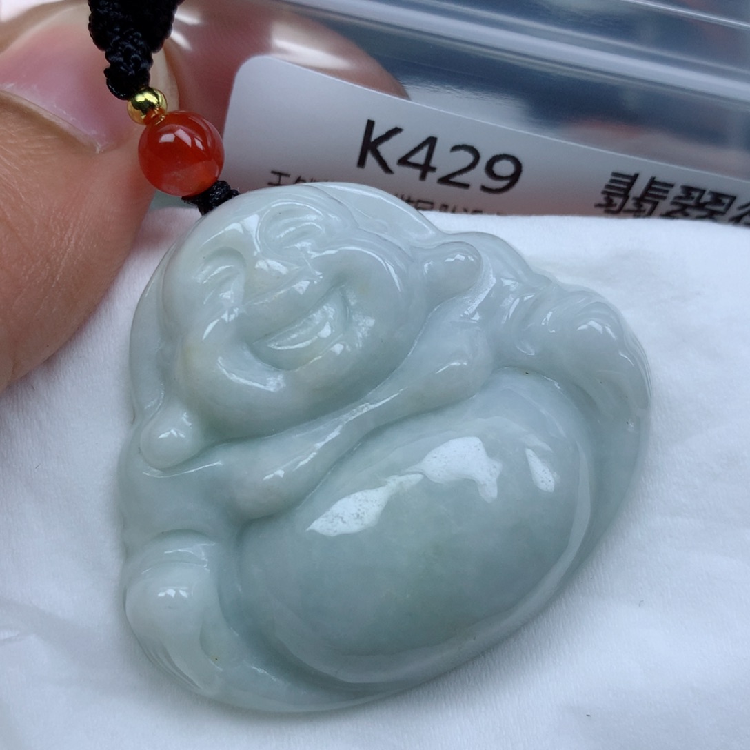 翡翠颈饰未镶嵌牌子