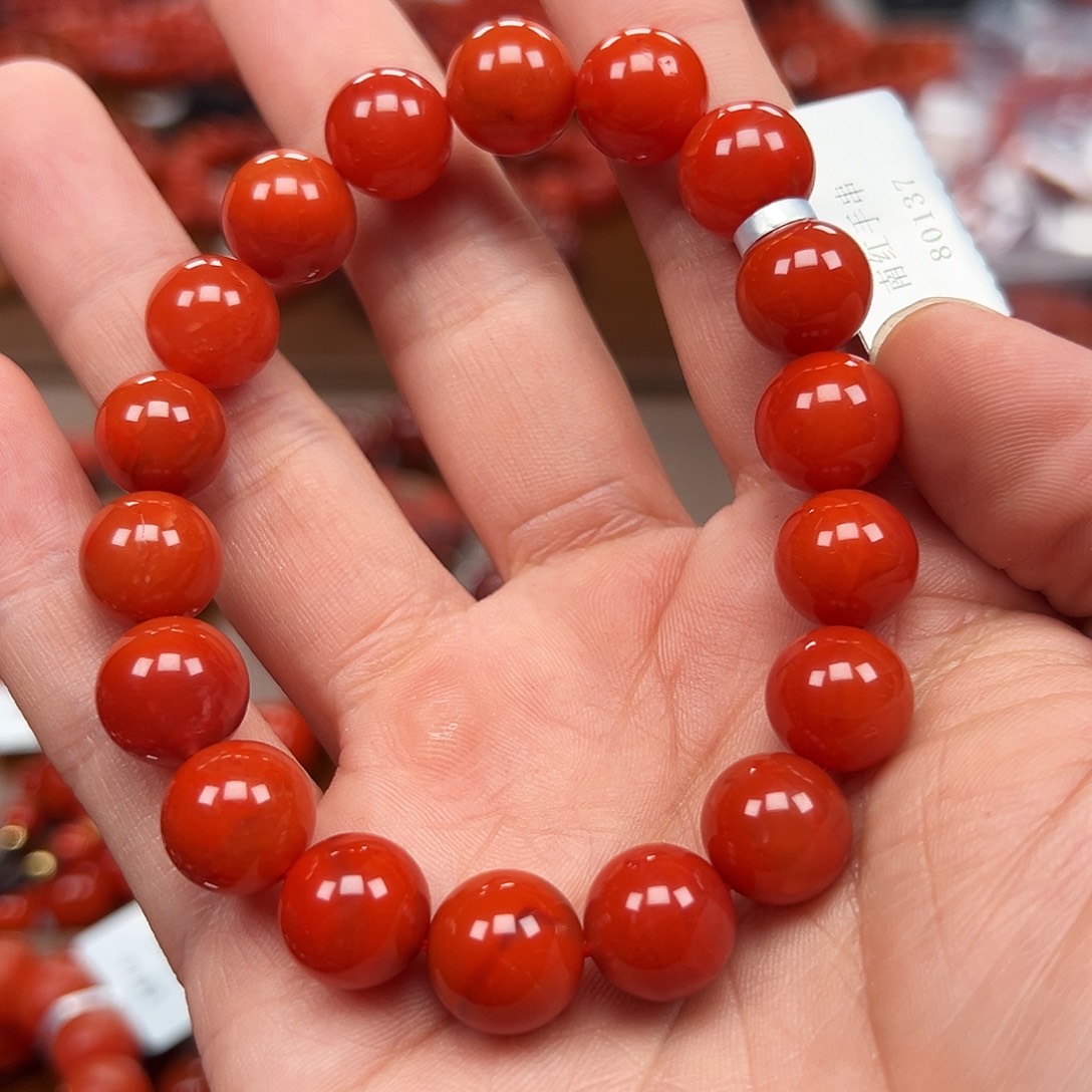 梦****南红玛瑙未镶嵌手链