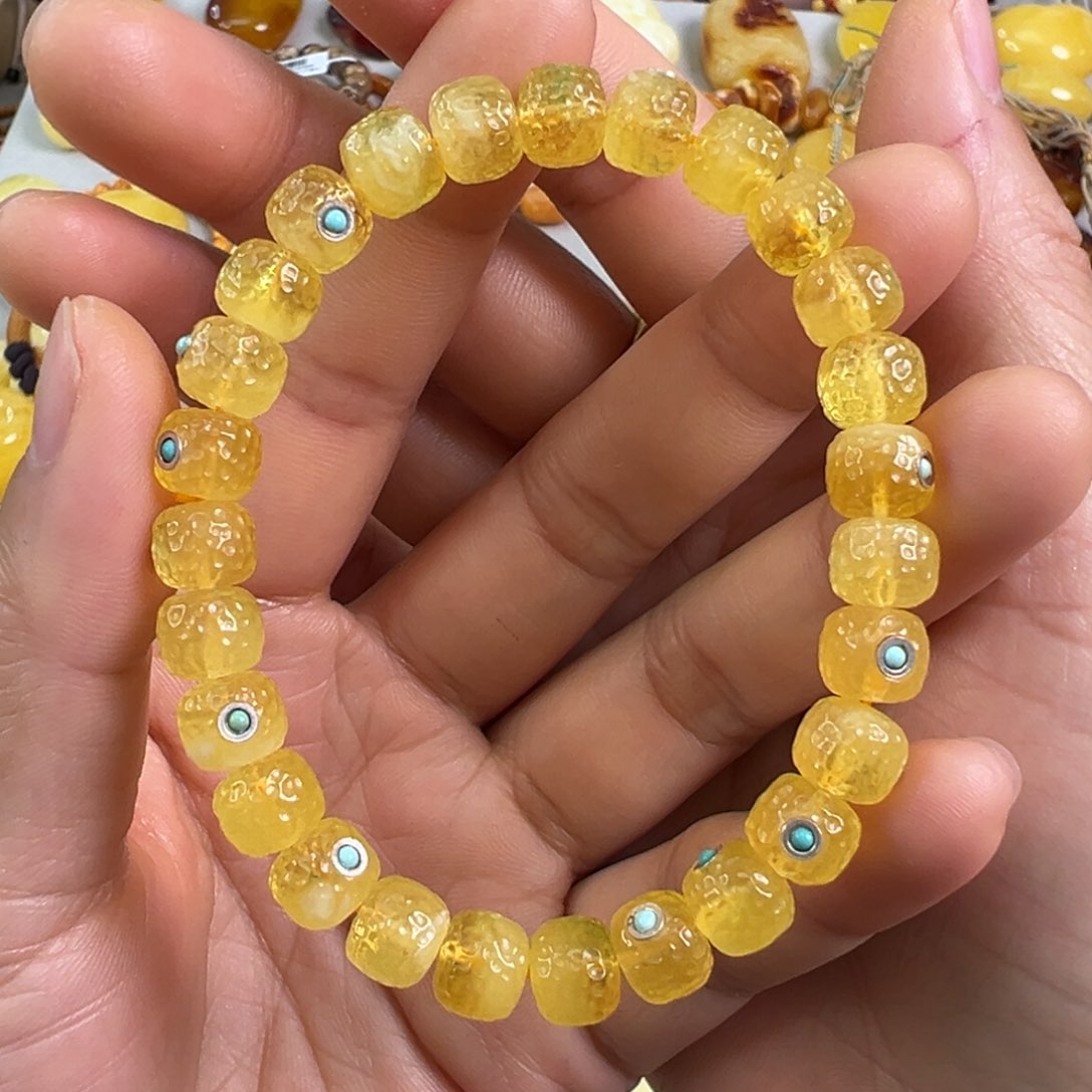 蜜蜡裸石未镶嵌蜜蜡