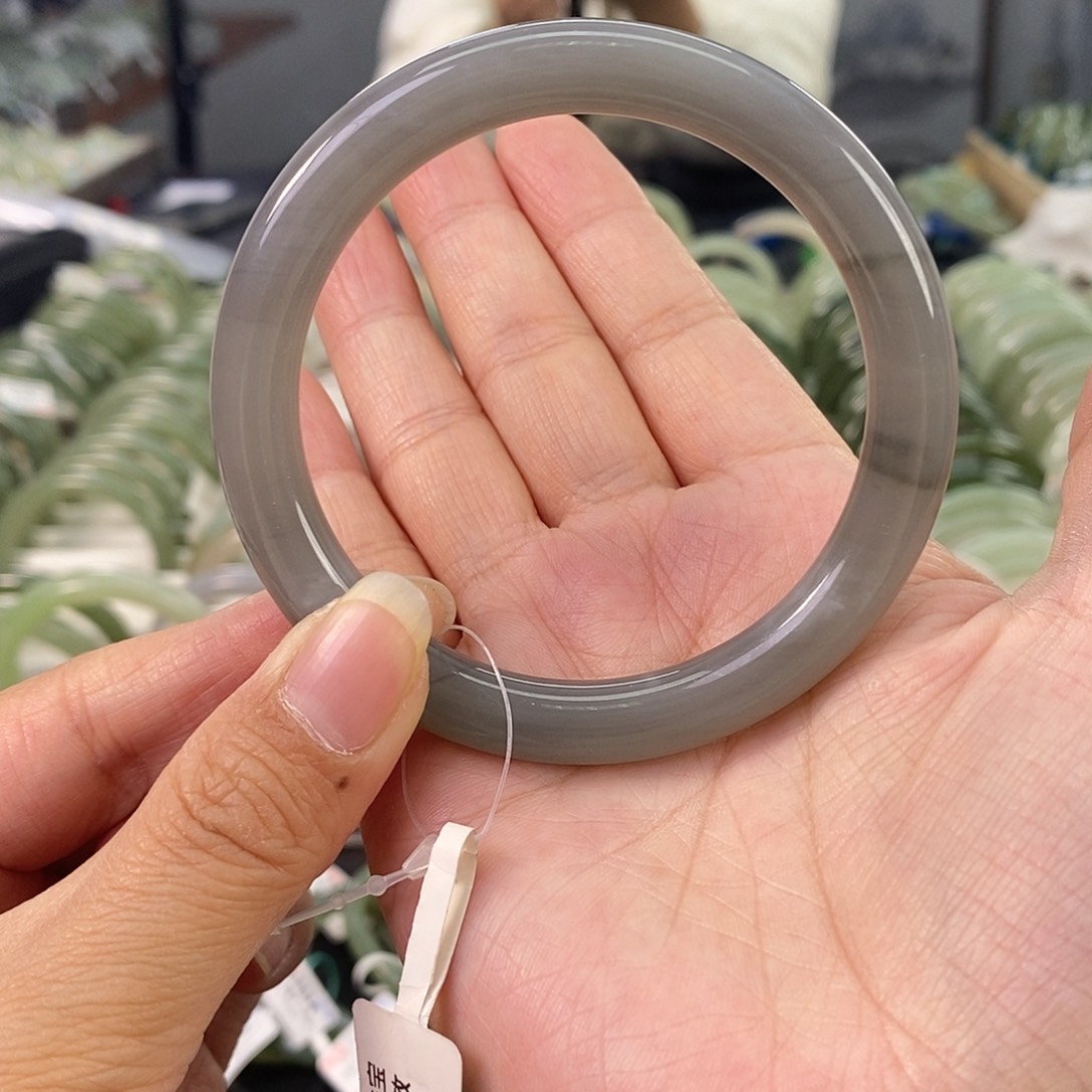 和田玉和田玉手镯57未镶嵌