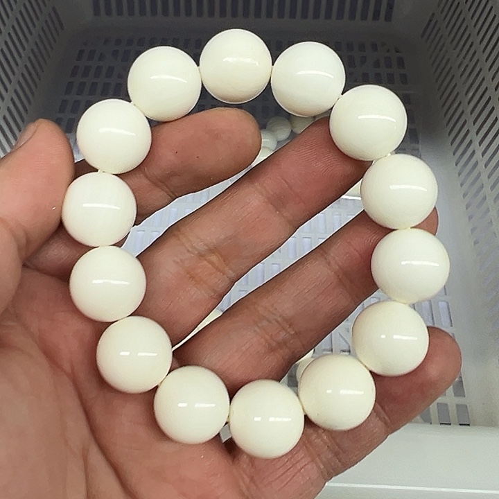 白玉菩提吊坠白色351