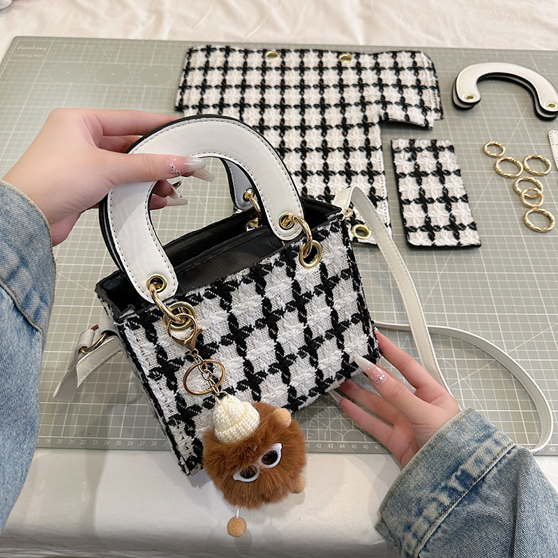 手工编织diy材料包手缝自制送女友礼物斜挎包格子绣线质感戴妃包