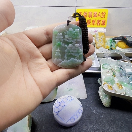 未镶嵌挂件翡翠邪**子翡翠