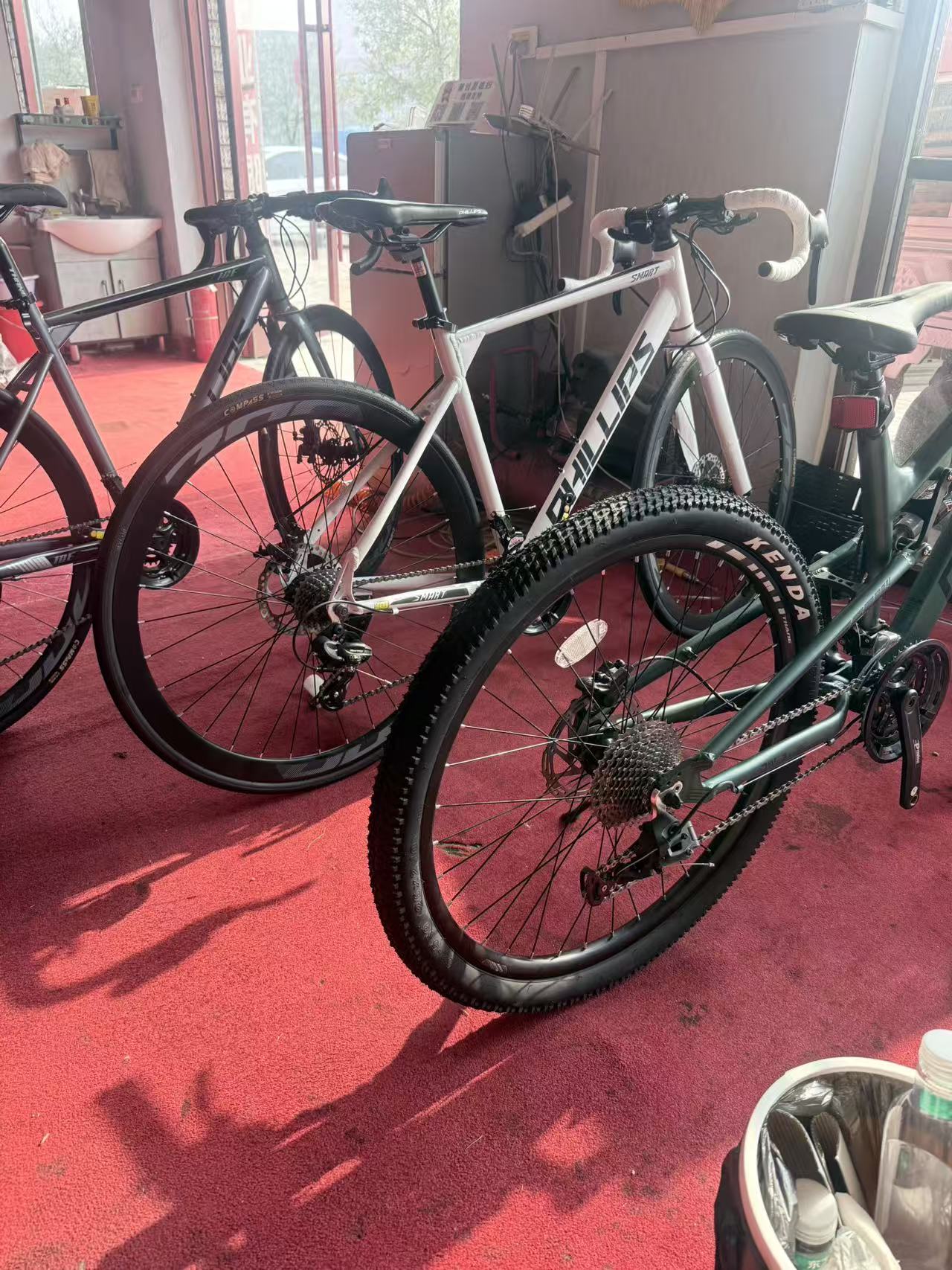 升级27速变速碟刹带减震男女通用越野通勤山地自行车