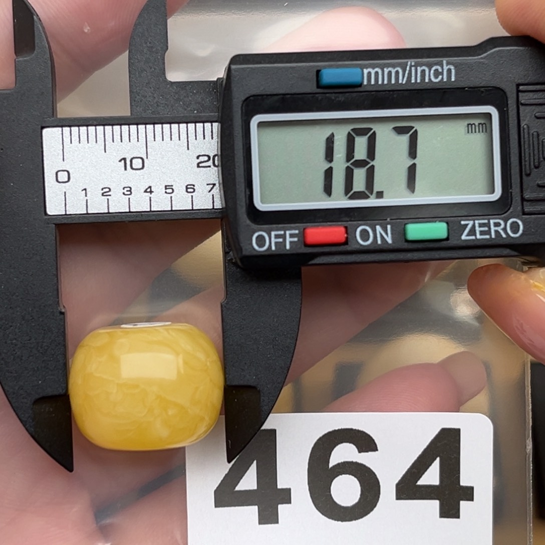 未镶嵌蜜蜡裸石微瑕