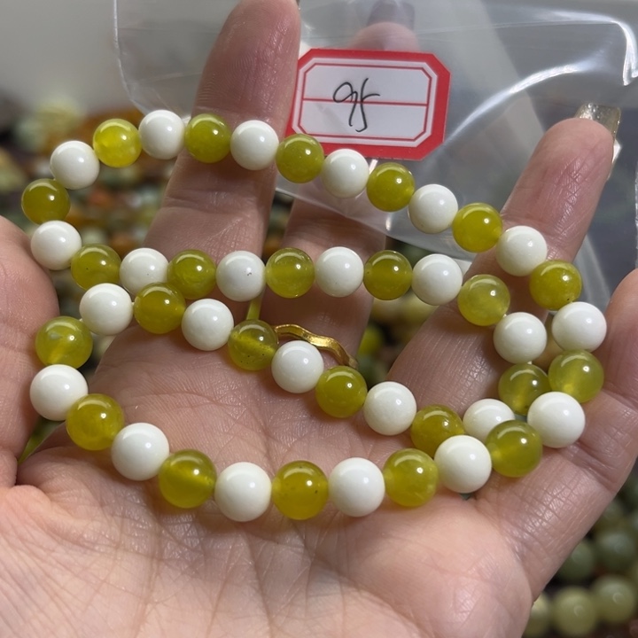 蛇纹石玉未镶嵌手链