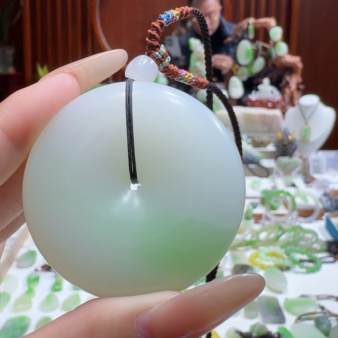 和田玉翠青平安扣未镶嵌