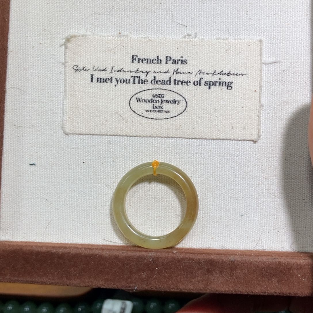 和田玉（糖玉）戒指未镶嵌