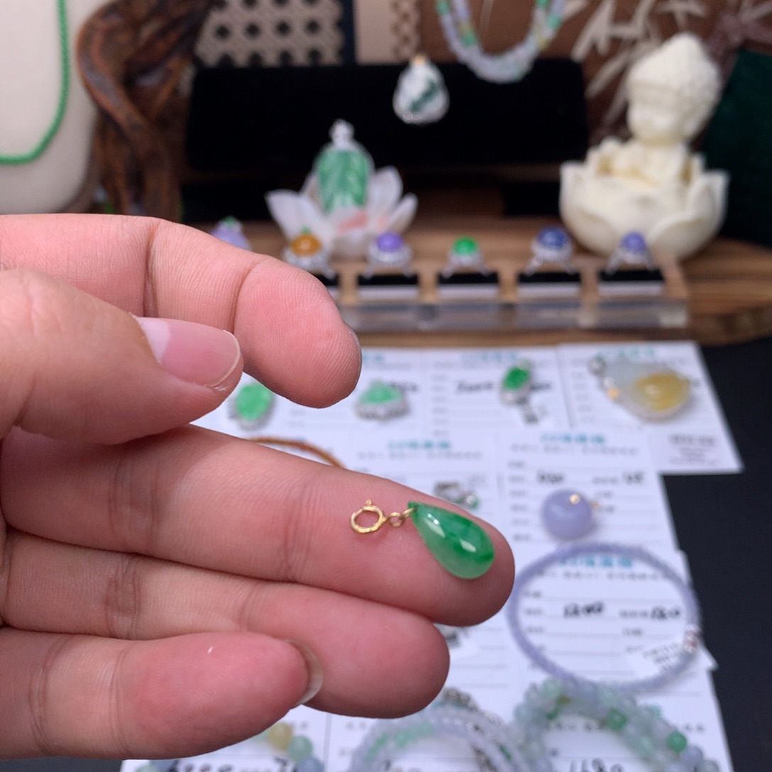 翡翠18K金镶嵌颈饰48小时鉴赏期，退货不扣除服务费