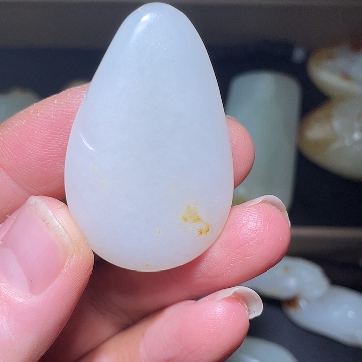 涛***旧和田玉未镶嵌车挂