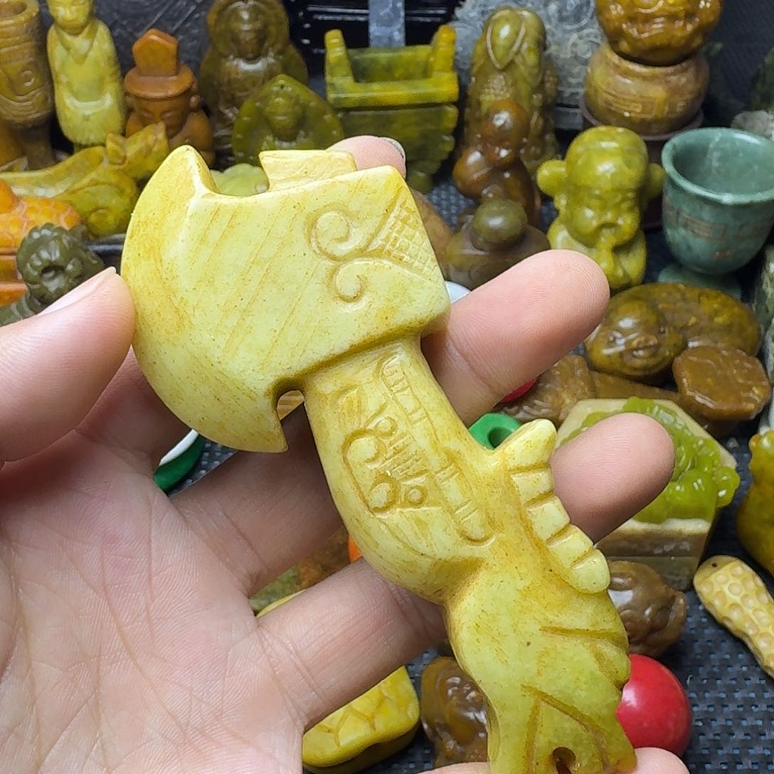 白玉菩提吊坠。。。