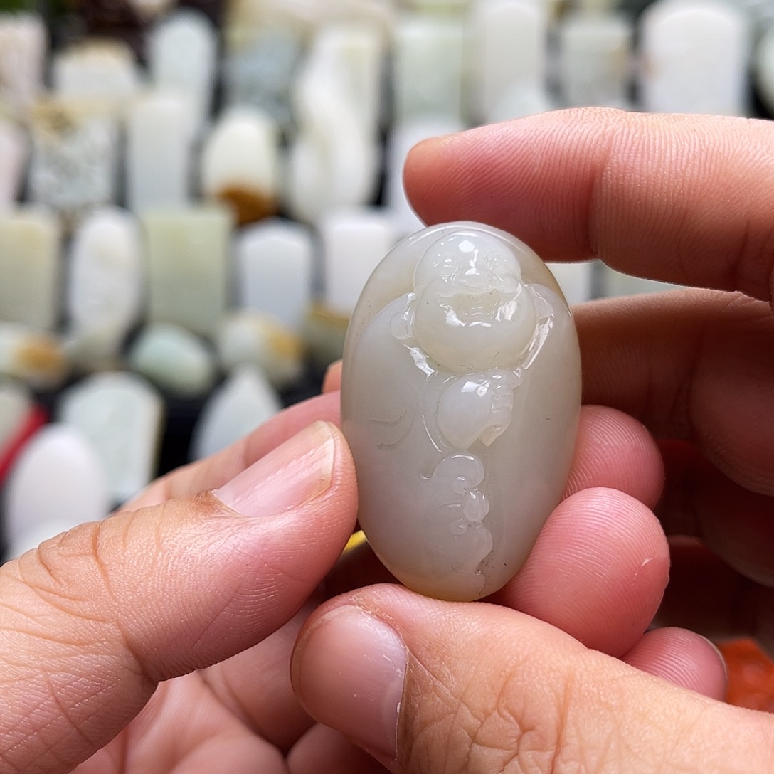 和田玉颈饰未镶嵌