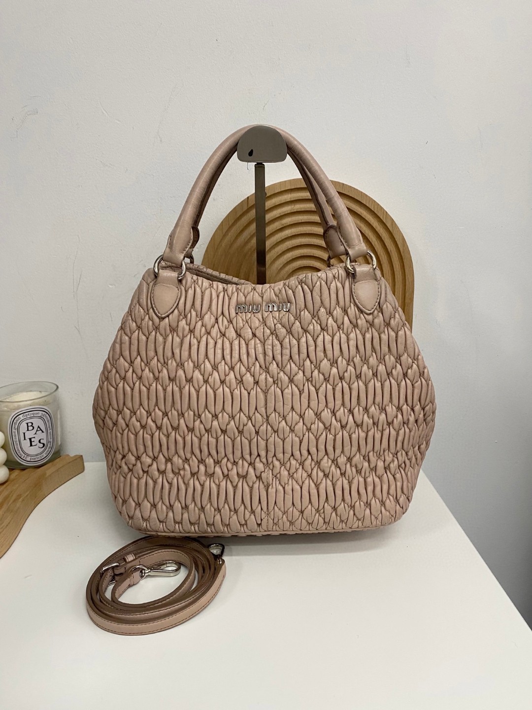 95新 MIU MIU/缪缪 【芳】浅粉色手提斜挎包(24cm)