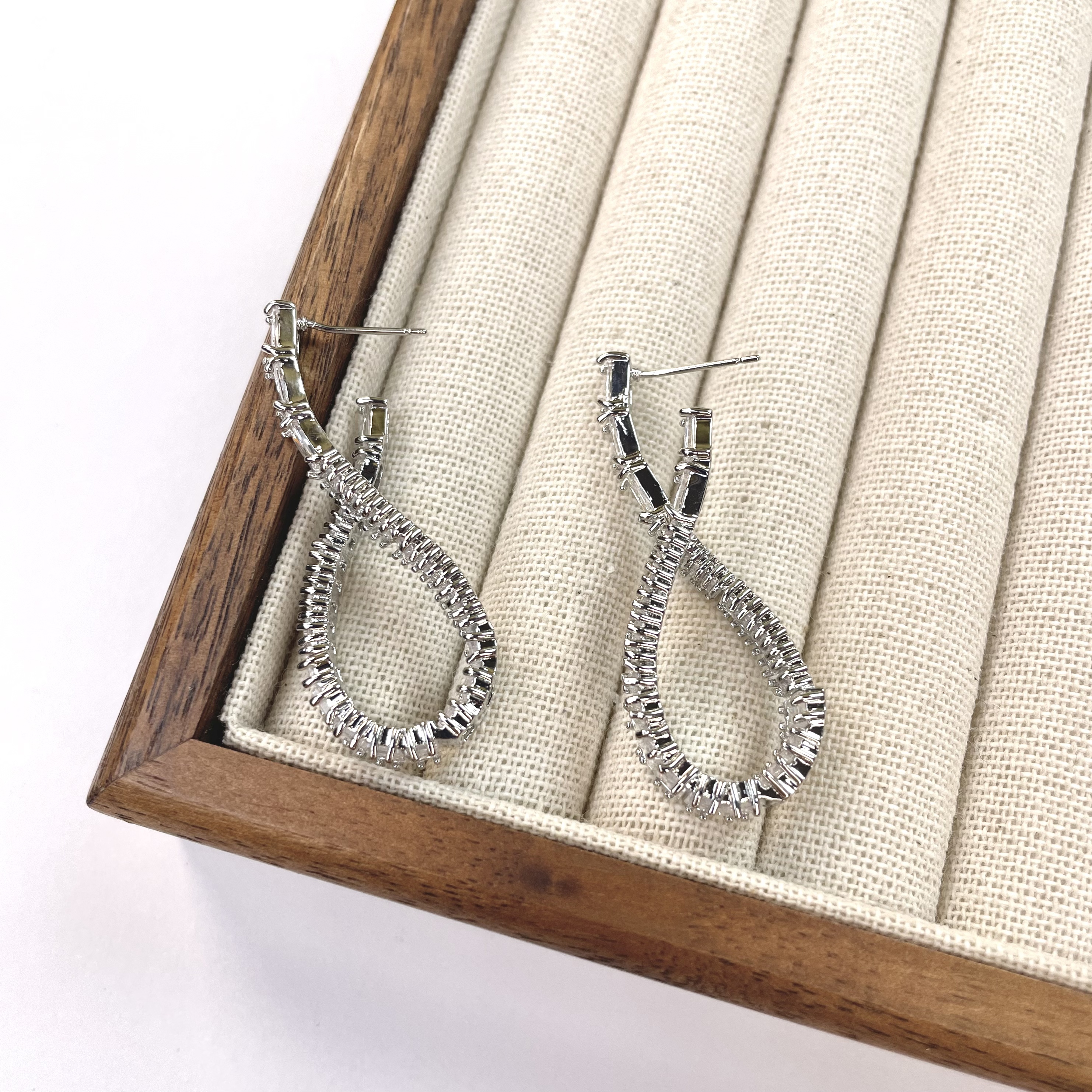 铜合金仿水晶耳饰 买三送一 1158 气质轻奢复古法式银色简约耳钉