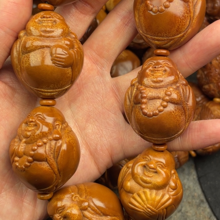 小***魏吊坠橄榄核橄榄核