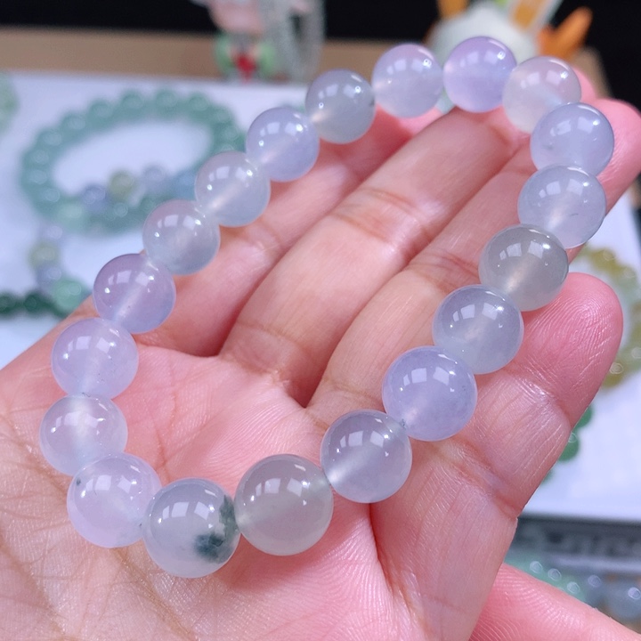 翡翠手链未镶嵌翡翠