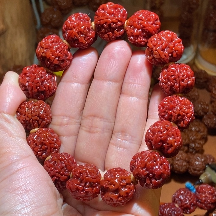 金刚菩提吊坠195玉化深一物