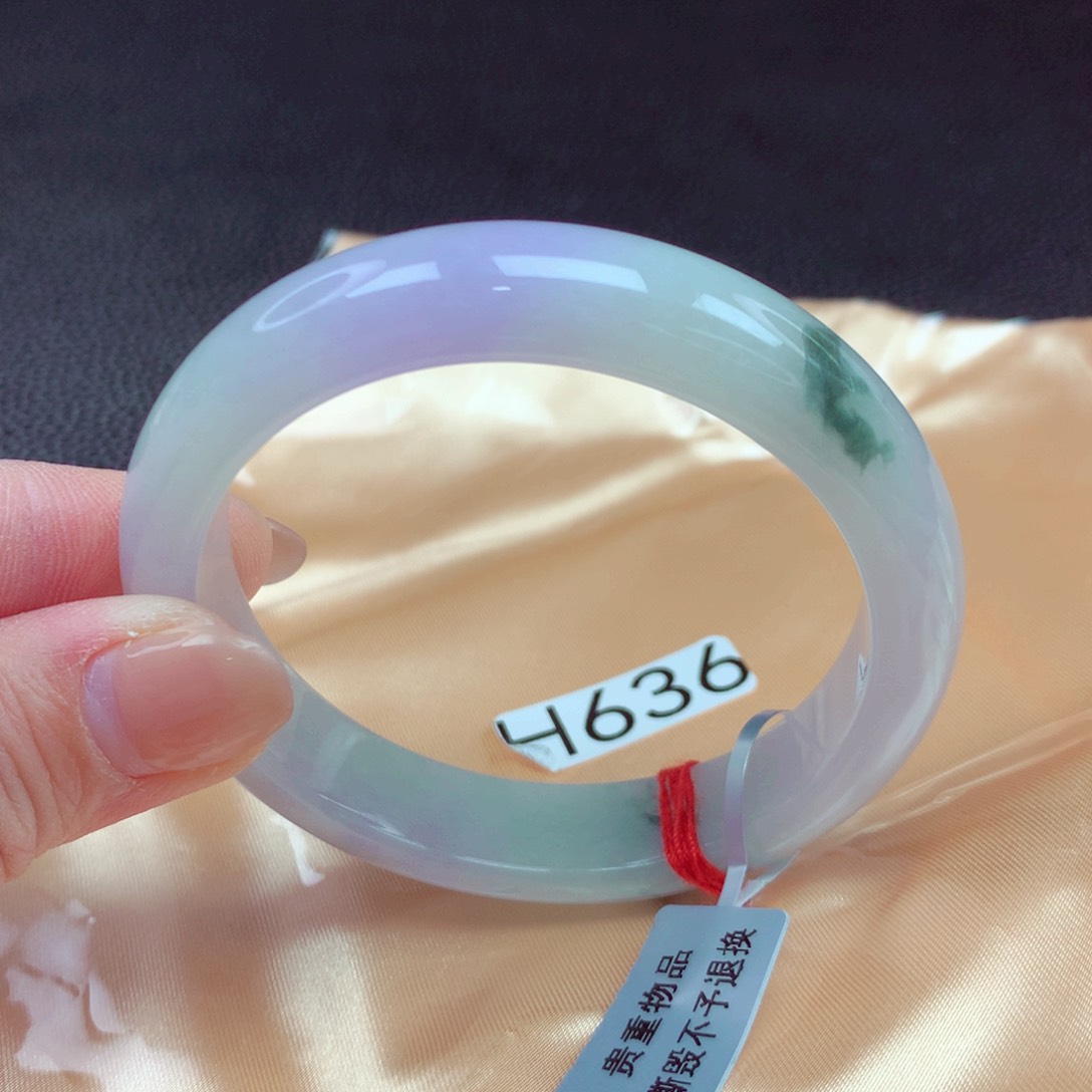 翡翠手镯未镶嵌手镯88