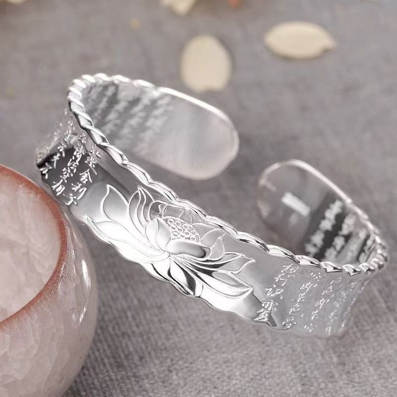 B35【约48g16MM】999.9银莲花心经宽面开口实心手镯C42