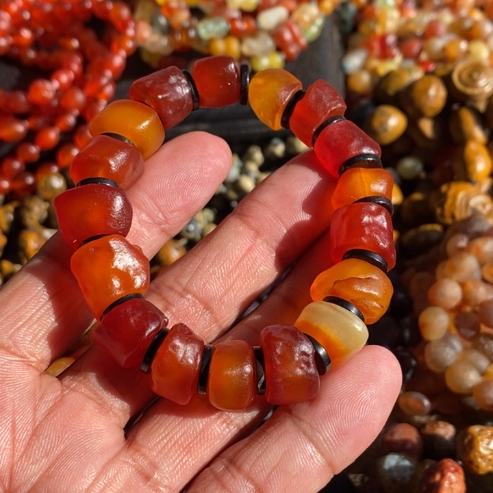 毛***眼石材戈壁石，戈壁石