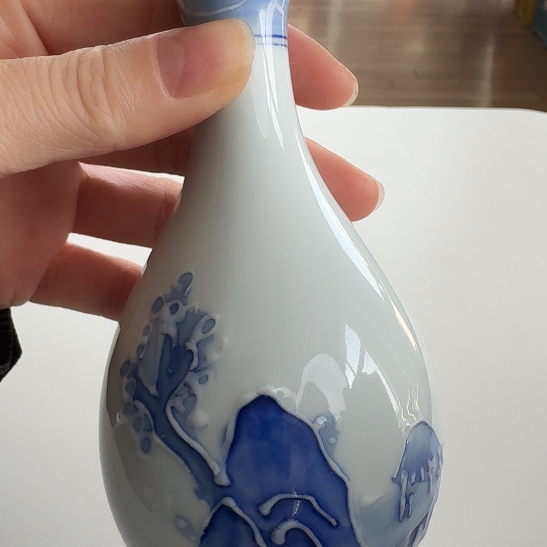 搪瓷一珍山水小花瓶13.5厘米