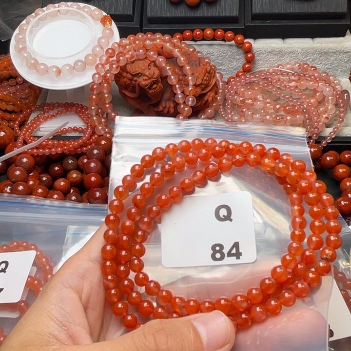 南红玛瑙未镶嵌多样性发货默认微瑕称重6mm