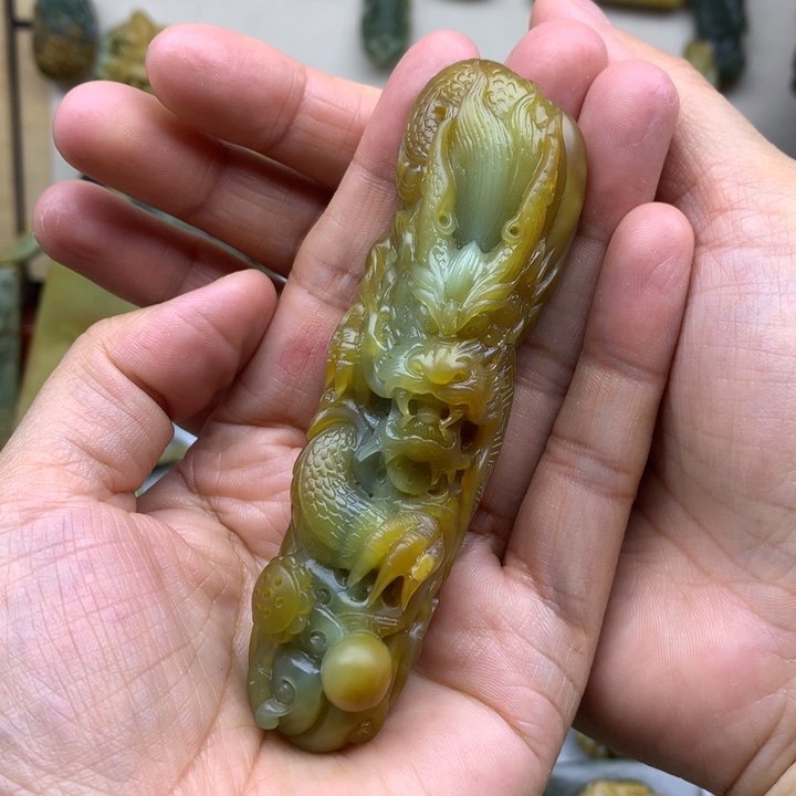 【闪购商品】岫岩河磨玉（透闪石质玉）手把未镶嵌?****?