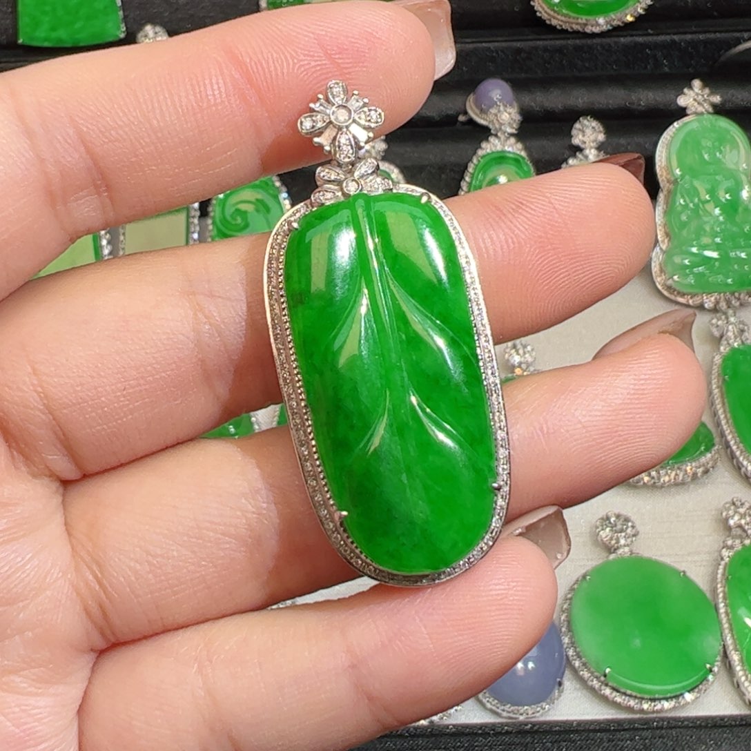 翡翠18K金镶嵌吊坠(不含链)