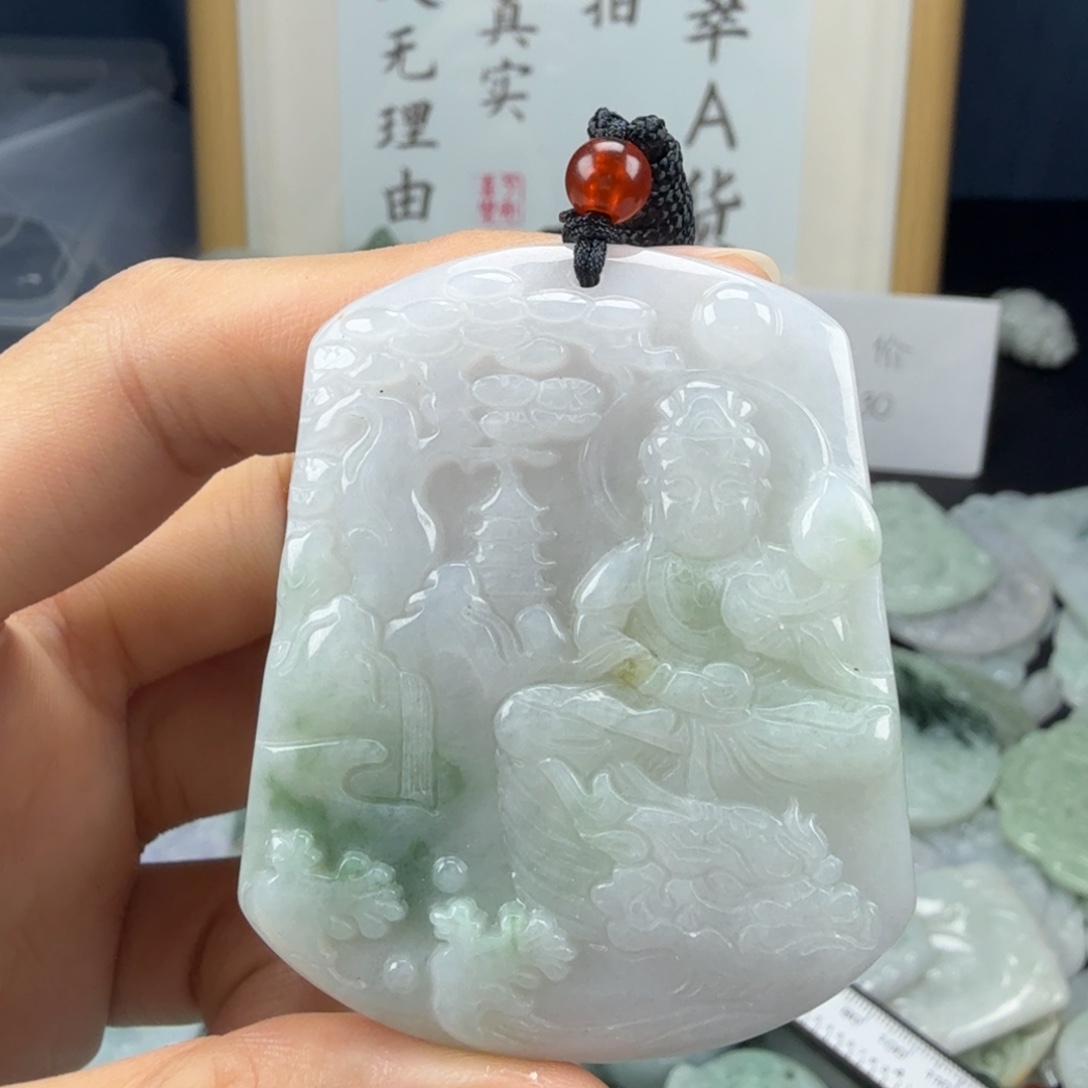 翡翠未镶嵌颈饰翡翠