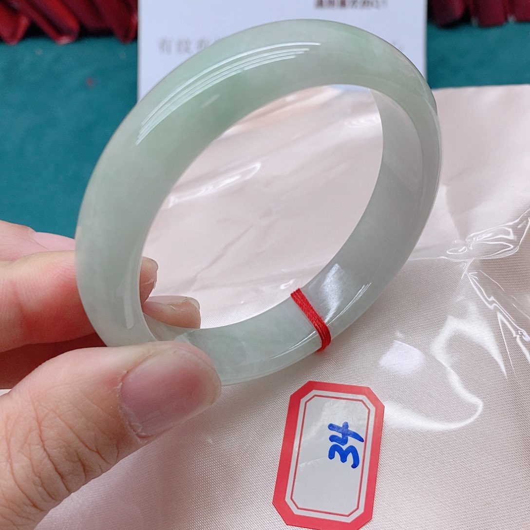 翡翠手镯未镶嵌青***3444444444