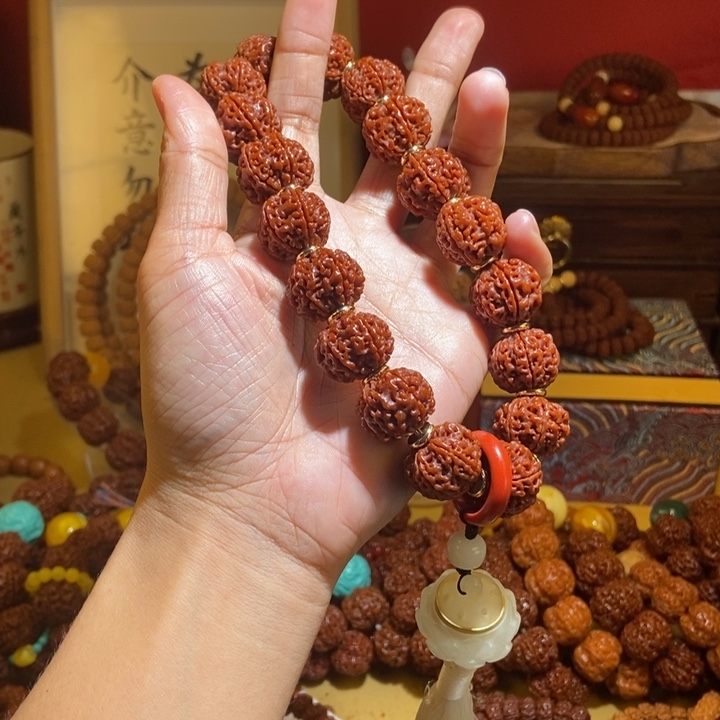 吊坠金刚菩提186玉化手持莲花