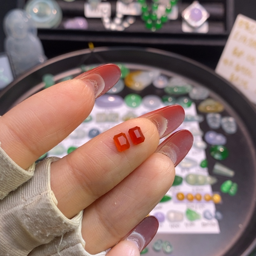 【闪购商品】翡翠挂件未镶嵌切割