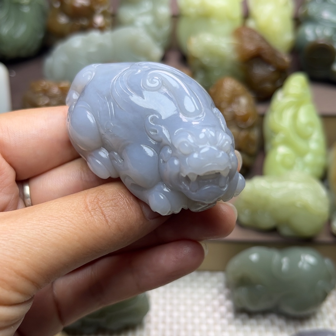 一***然和田玉未镶嵌把件