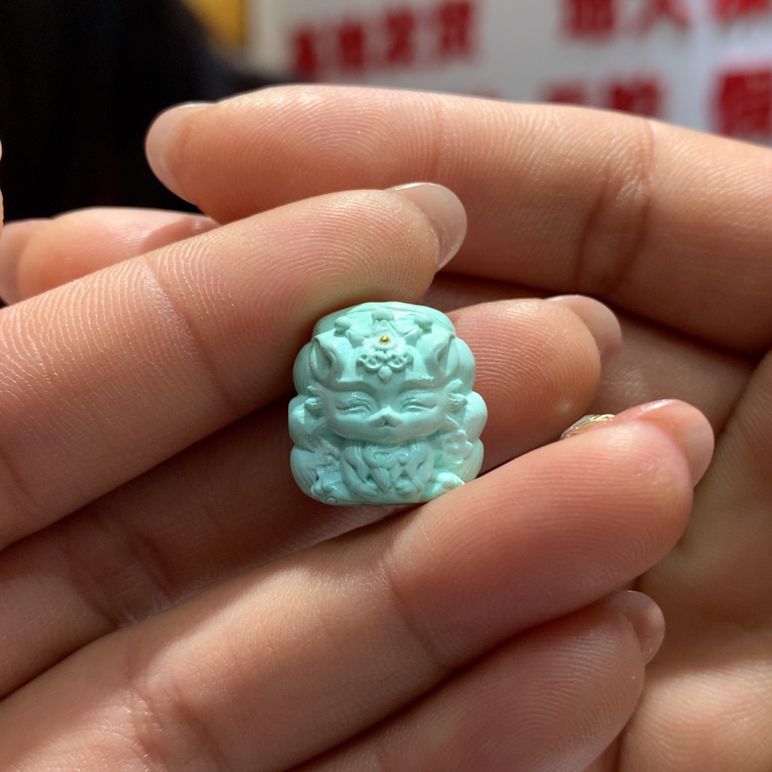 绿松石配饰未镶嵌