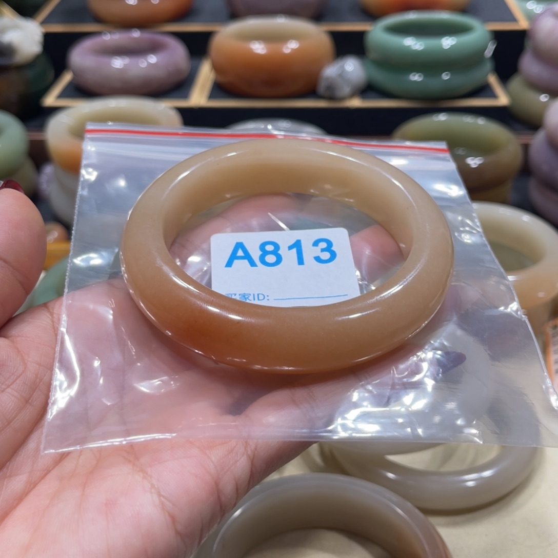 未镶嵌手镯石英岩玉那*