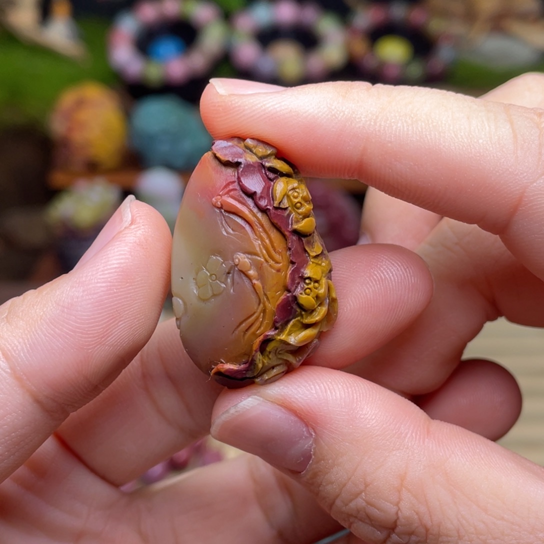 玛瑙/玉髓未镶嵌珠宝半成品盐源玛瑙包浆