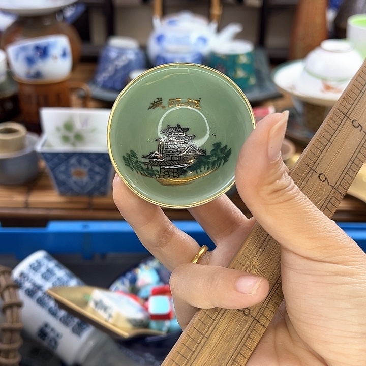 瓷片小*小静嘎嘎漏啊啊啊
