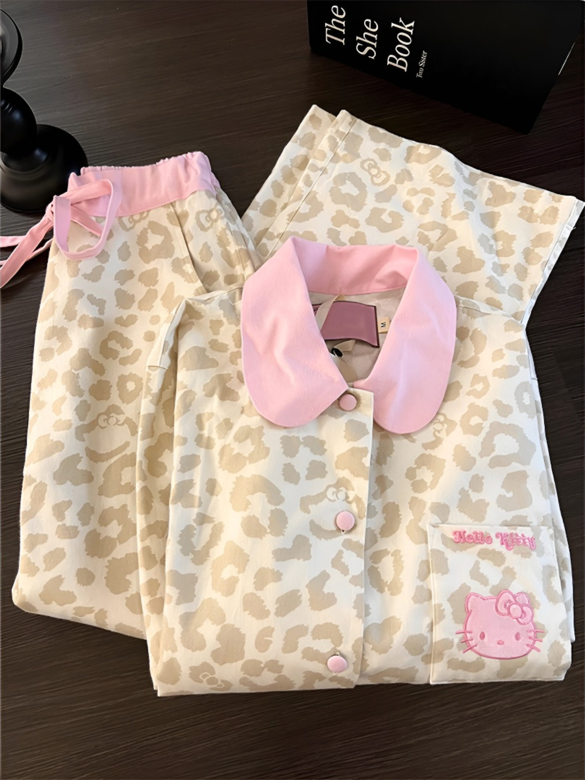 韩系粉色翻领豹纹凯蒂猫睡衣女款秋冬保暖卡通少女休闲家居服套装