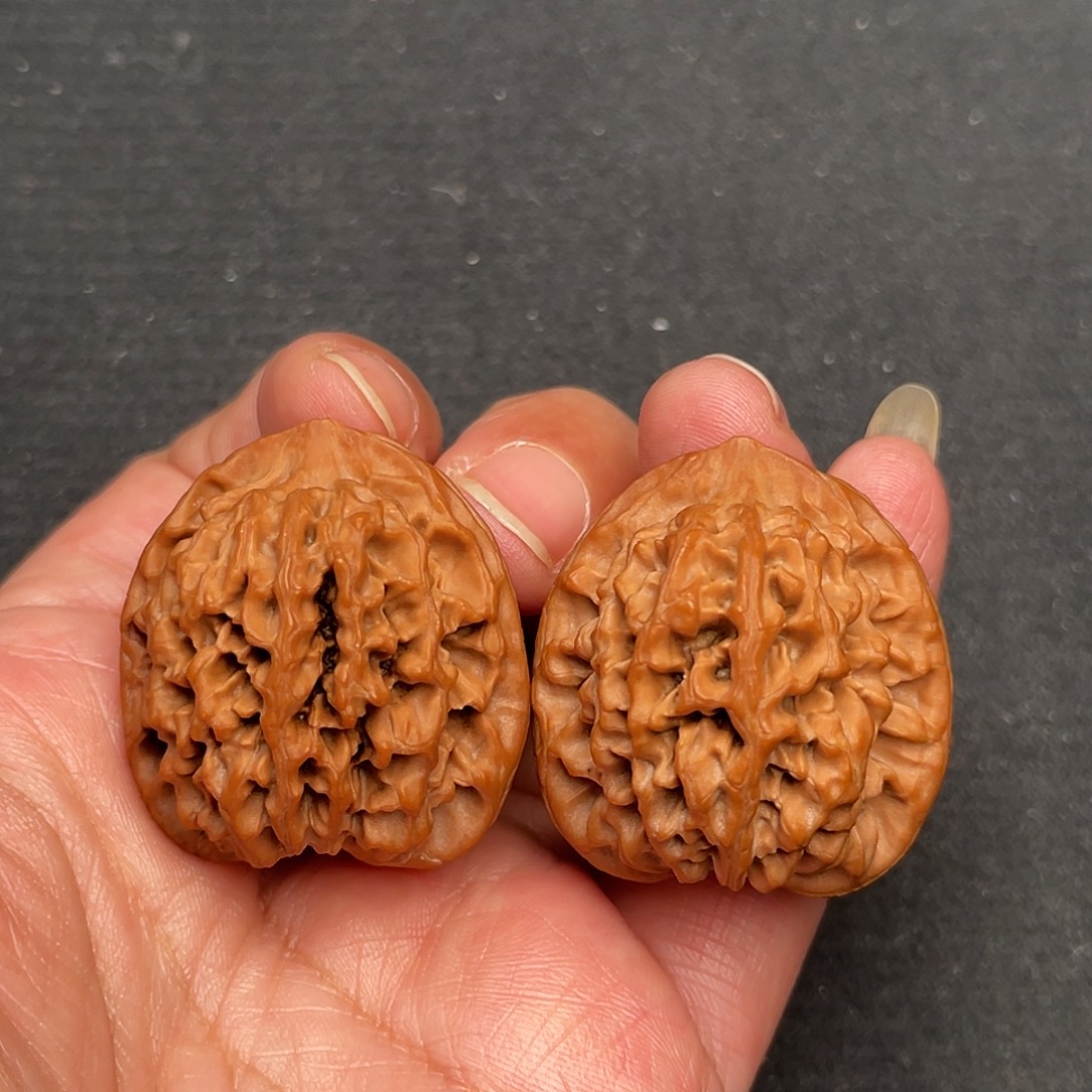 桃核把件33×31全品头茬秦闷狮子头XM5026