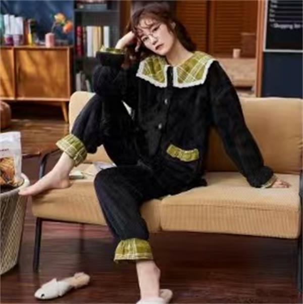 C0074黑色法兰绒月子服套装产后M90-130L140XL150