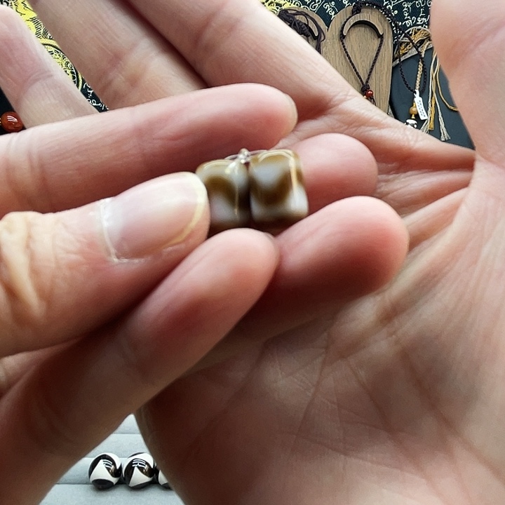 未镶嵌颈饰玛瑙/玉髓2****9