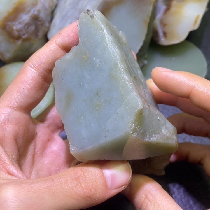 和田玉（糖玉）未镶嵌珠宝半成品