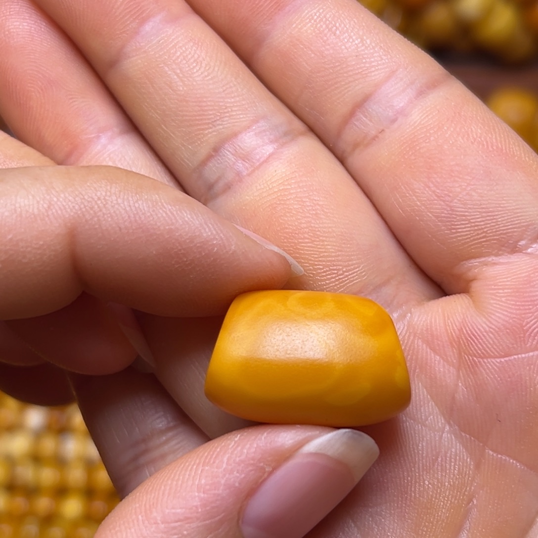 蜜蜡未镶嵌吊坠(不含链)