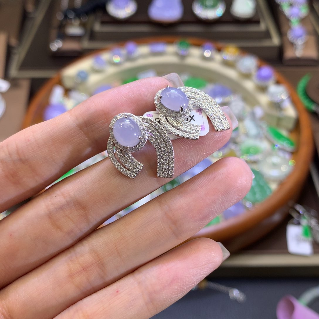 翡翠颈饰银S925镶嵌翡翠吊坠