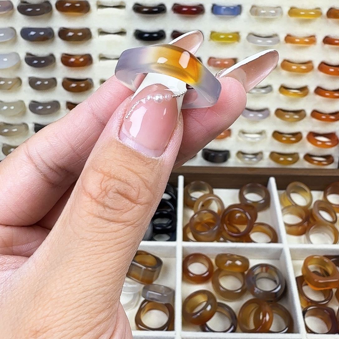 玛瑙/玉髓戒圈未镶嵌13圈福利不退换微瑕介意勿拍