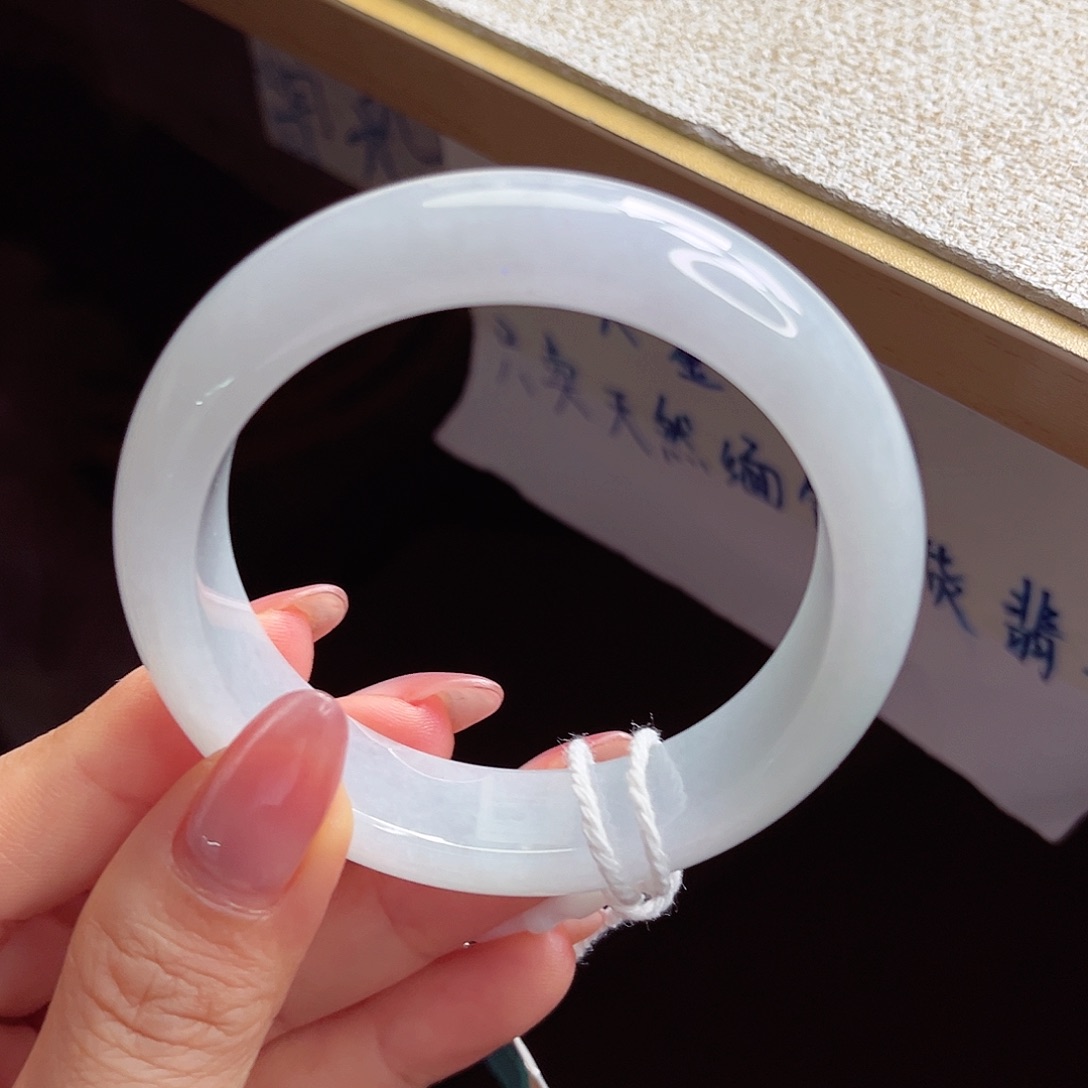 翡翠未镶嵌手镯手镯