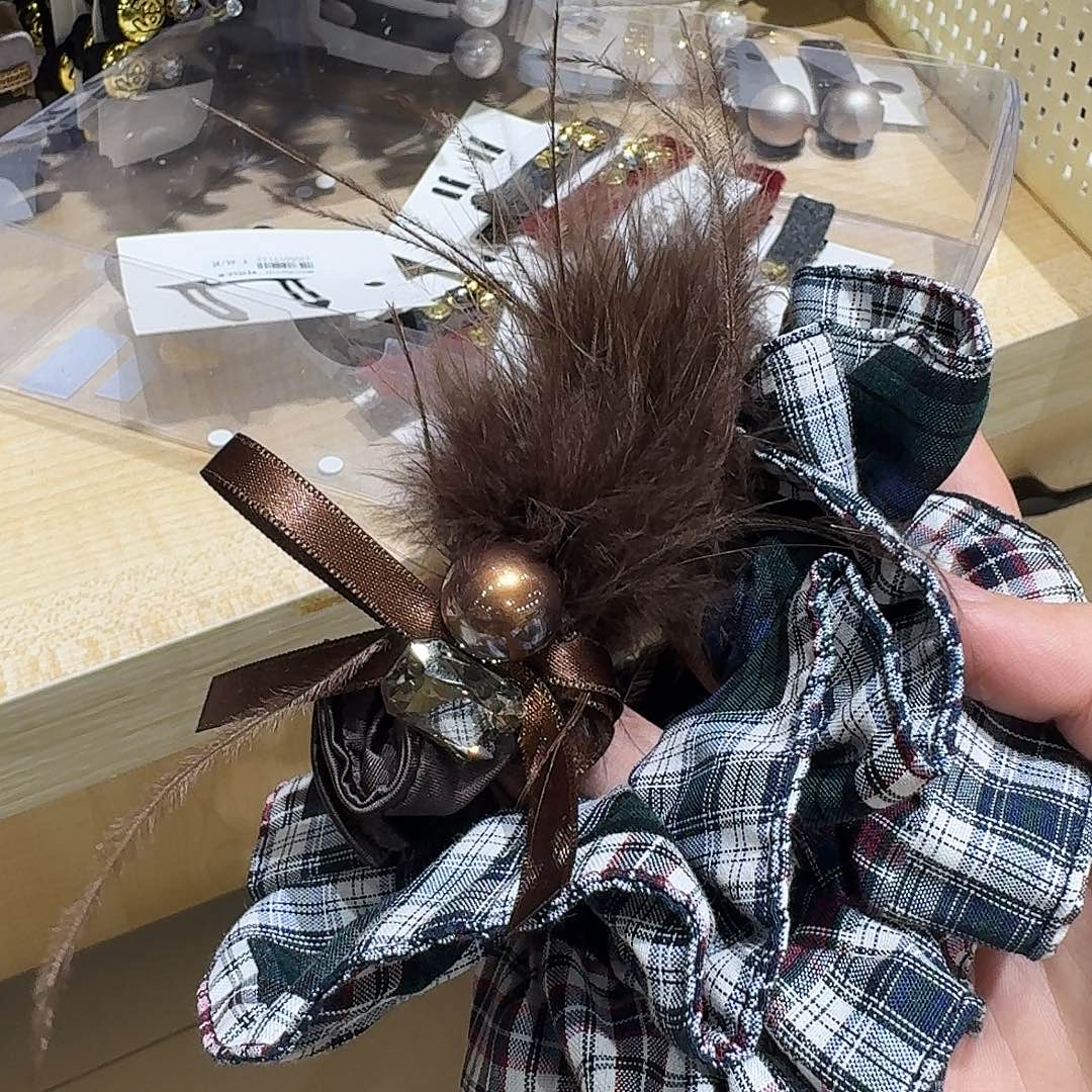 非金属两个发圈咖色格子