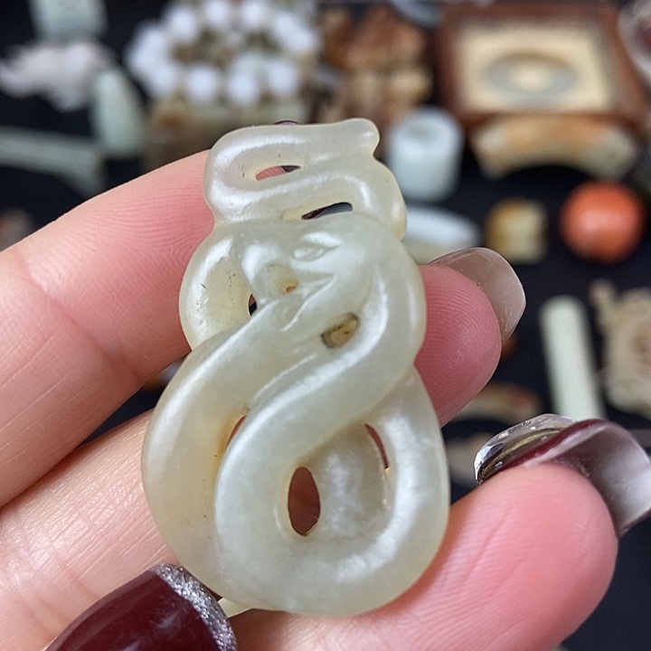 和田玉（糖玉）挂件未镶嵌