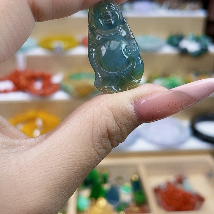 翡翠未镶嵌手链吊坠