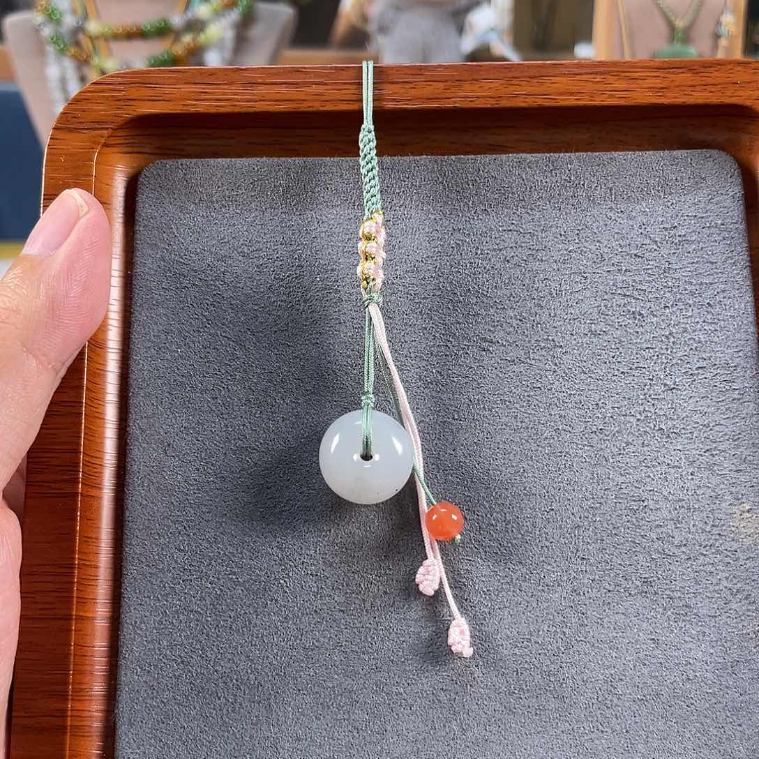 和田玉未镶嵌吊坠(不含链)
